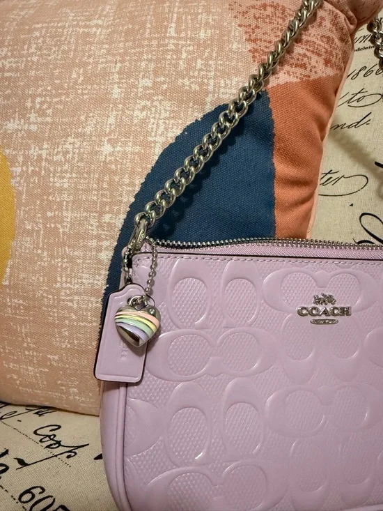 Coach Lavender Patent Leather Signature Chain Shoulder Bag - Picture 3 of 4